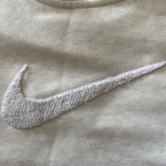 Nike Fleece Logo Crewneck Sweater - Picture 3 of 4